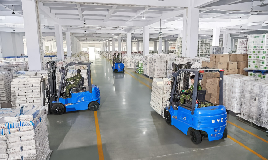 Four Wheel Electric Forklift ECB35