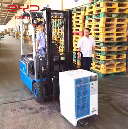 Empilhadeira elétrica BCE de 3,5 toneladas