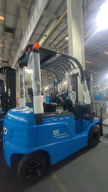 Empilhadeiras Elétricas ECB20