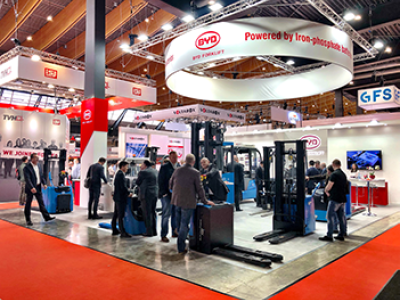 Estande de empilhadeiras BYD na LogiMAT 2019