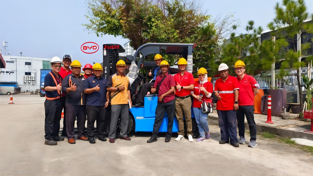 Byd bom serviço de cooperação pós-venda