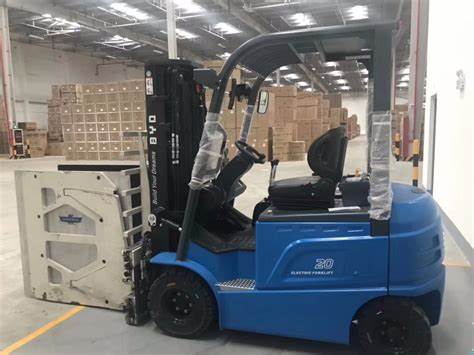 Empilhadeira elétrica de nova energia BYD de 2,5 toneladas