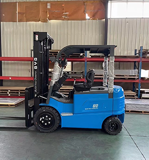 Carretilla elevadora eléctrica de cuatro ruedas de 3,0 toneladas