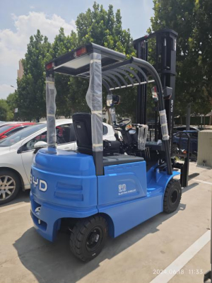 Carretilla elevadora eléctrica de bajo consumo vendida a precio de fábrica