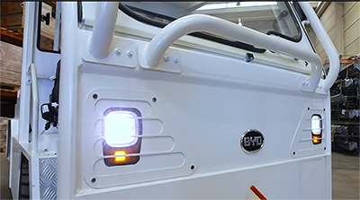 Flughafenschlepper Q250LS