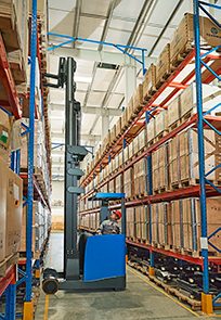 Caminhão retrátil sentado RTR16