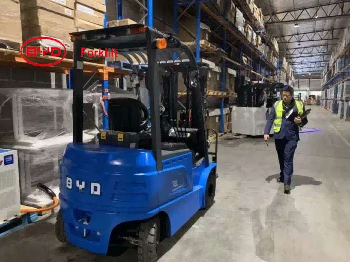 2/2,5-Tonnen-Gabelstapler-Elektro-LKW-Gegengewichts-LKW