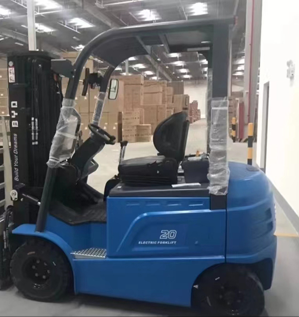 Empilhadeiras Elétricas ECB20