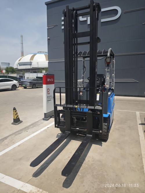 Empilhadeira elétrica economizadora de energia com bateria de lítio de 3,5 toneladas