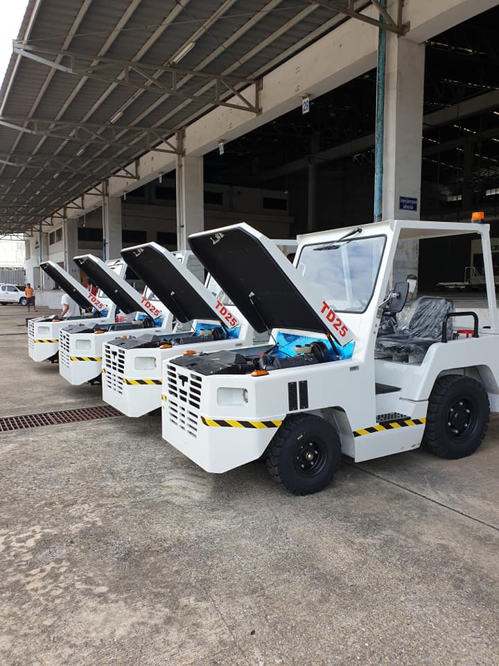 Tractor de remolque eléctrico de 4 ruedas 250LS