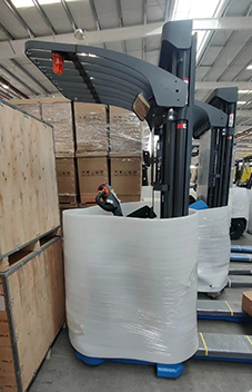 Caminhão retrátil sentado RTR16