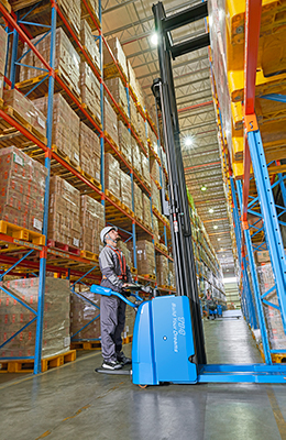 Empilhador de pé BYD EPS14P